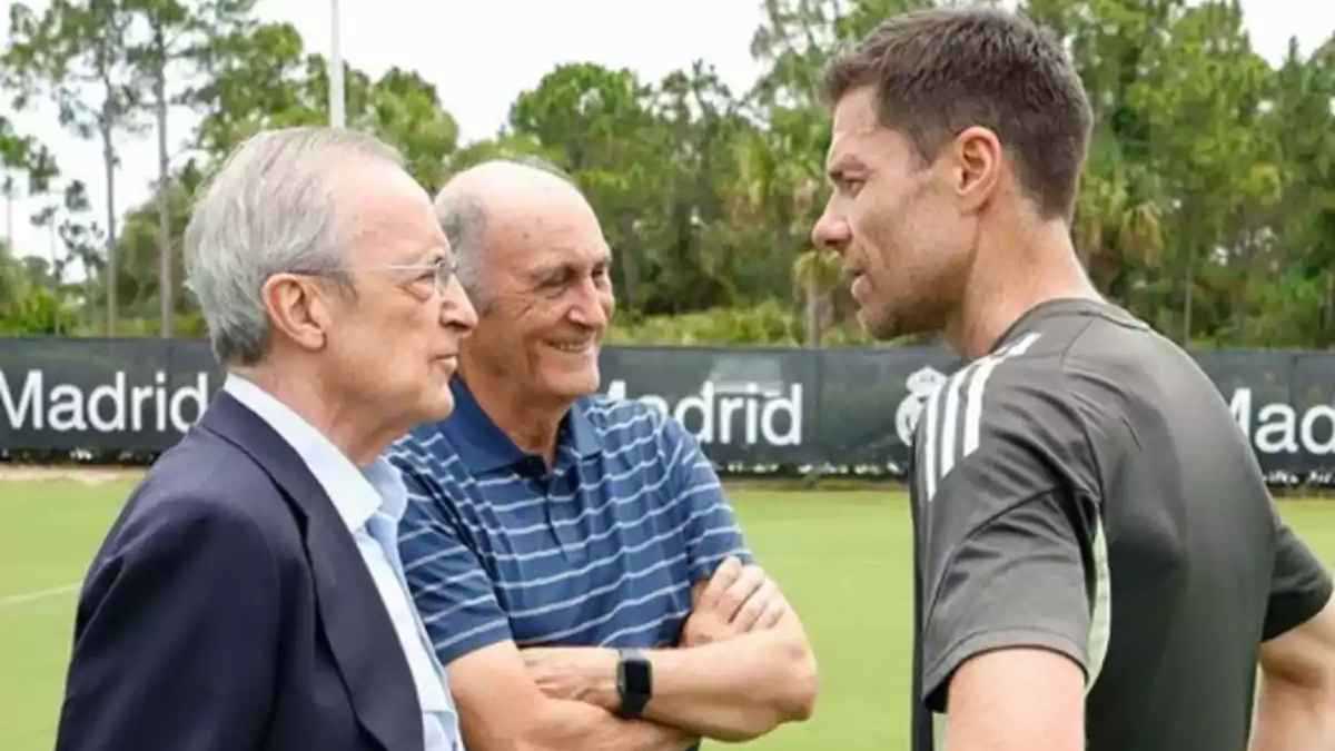 لم يصدقن.. رد فعل لاعبات البرتغال بعد مصافحة كريستيانو رونالدو (فيديو)