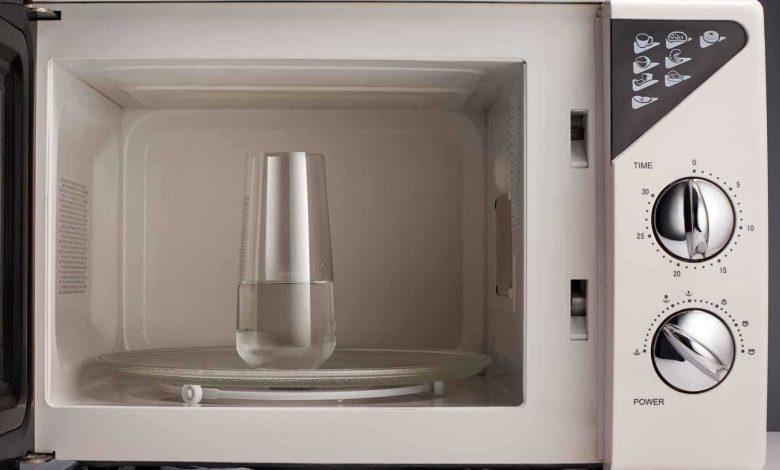 بمشهد لافت.. مناسبة وطنية توقف الحياة تماماً في تركيا (فيديو)