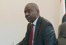 سفير السودان لدى موسكو يؤكد على ضرورة تسوية الصراع دون تدخل خارجي