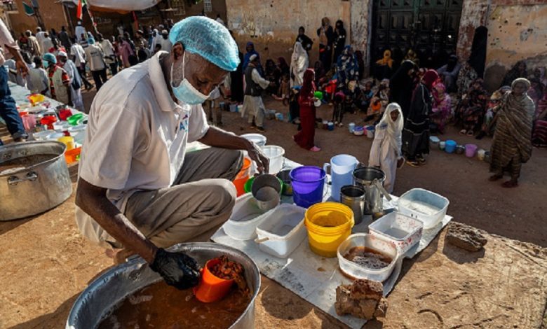 الحكومة السودانية تقدم رؤيتها للهدنة الإنسانية بينما تشير "الرباعية" إلى احتمال فرضها بالقوة