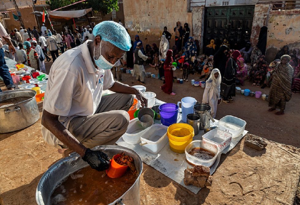 الحكومة السودانية تقدم رؤيتها للهدنة الإنسانية بينما تشير "الرباعية" إلى احتمال فرضها بالقوة