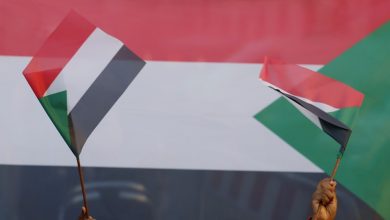 خبراء ومدافعون عن حقوق الإنسان يقدمون تقريرا سريا للجنائية الدولية عن مزاعم تواطؤ أجنبي بحرب السودان