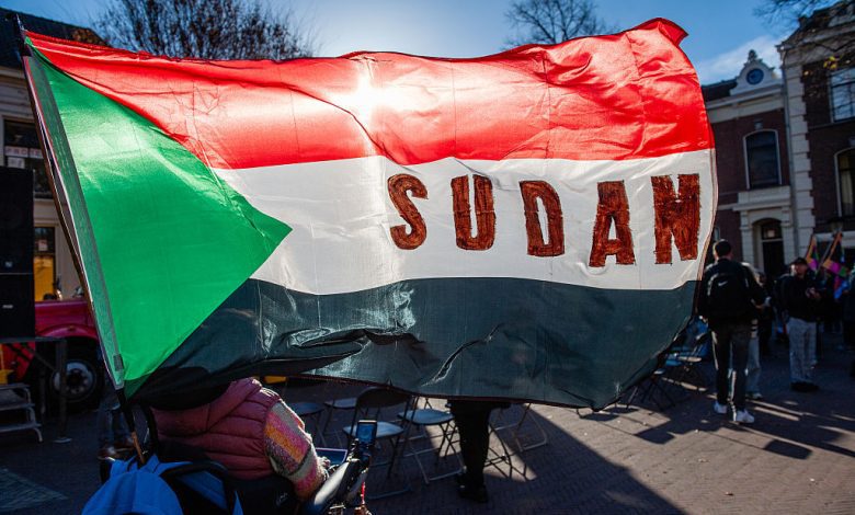 وكيل الأمم المتحدة للشؤون الإنسانية: دارفور مسرح جريمة والآلاف بحاجة لممرات آمنة