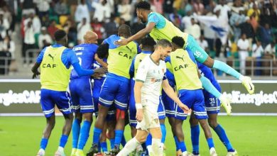 شاهد.. اشتباكات بين لاعبي الهلال السوداني ومولودية الجزائر