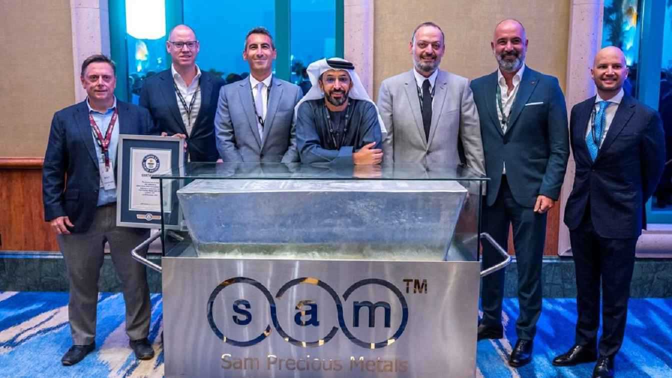 اتحاد المبدعين العرب يكرم محمد صبحي.. وإلهام شاهين تهنئه