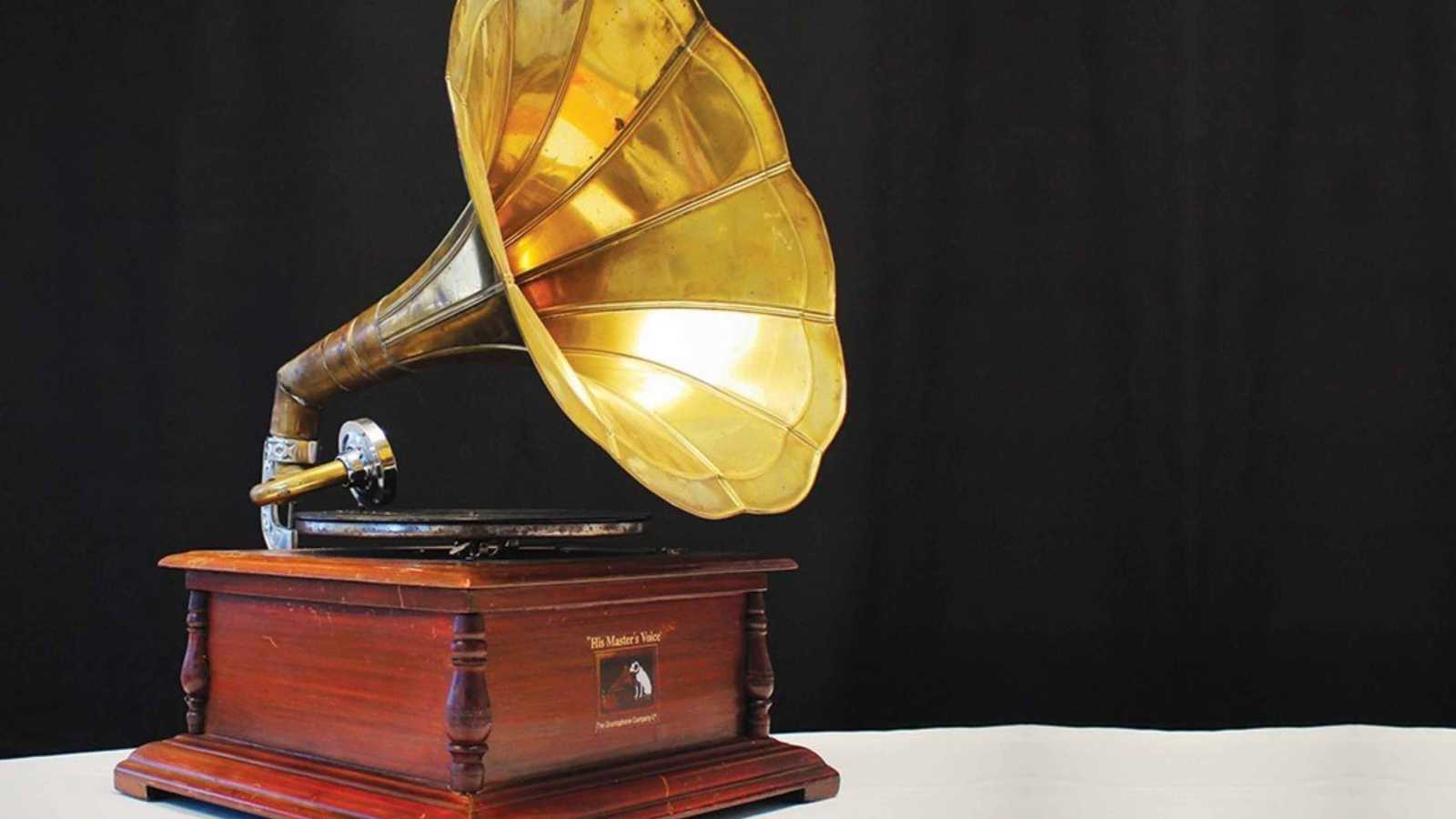 لحظات رعب في جامعة تركية بعد احتجاز موظفة تحت تهديد السلاح (فيديو)