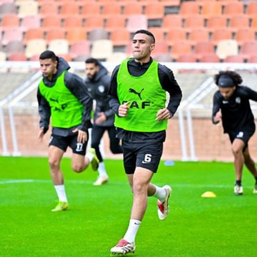 عبد الرؤوف يقسم لاعبي الزمالك لمجموعتين لتطبيق الخطة قبل مباراة الغد
