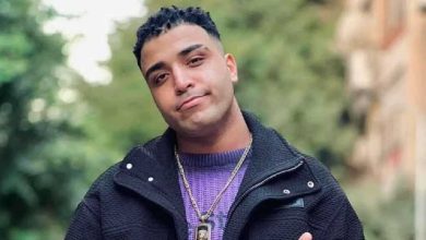 تصاعد الأزمة بين مخرج فيلم