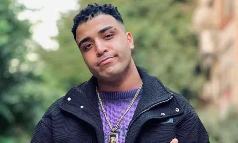 تصاعد الأزمة بين مخرج فيلم