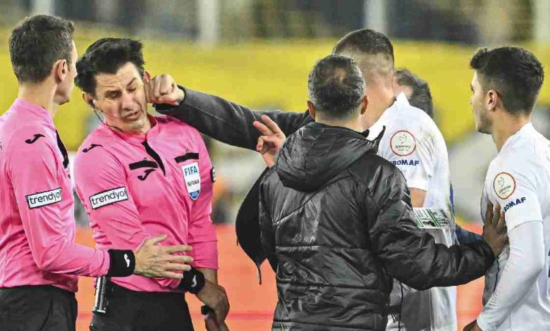 أول رد فعل من نجم الزمالك بعد قرار تجميده