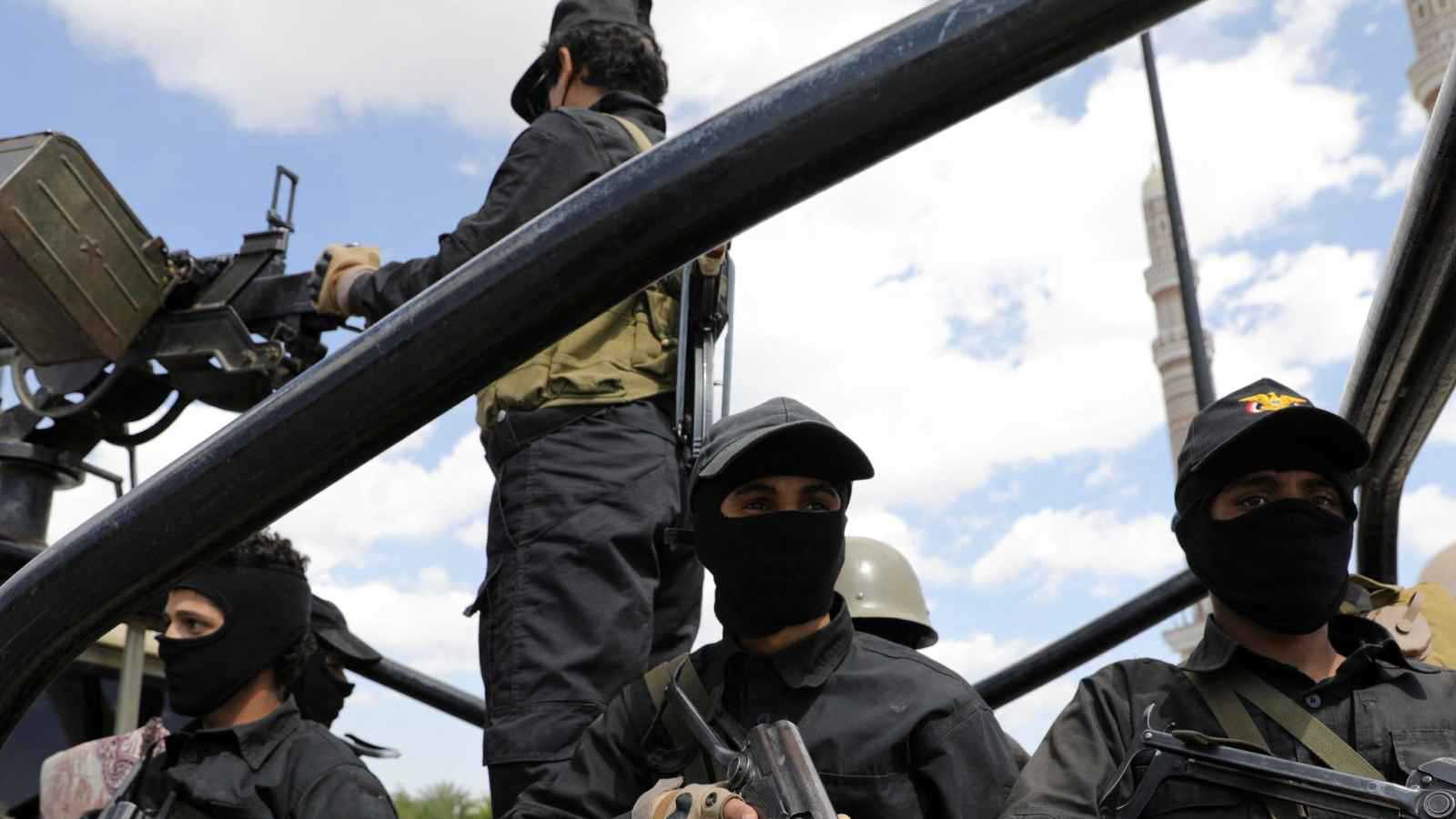 اليمن.. الحوثيون يقصفون مناطق سكنية في مأرب بالمسيّرات (صور)