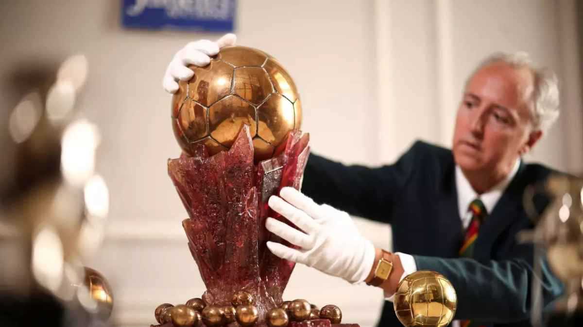 لوكا مودريتش نجم ميلان الإيطالي