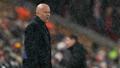 التداعيات ستكون كارثية.. أسطورة إنجلترا يحذر من