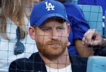 مصر تعد وثائقياً عن نقل قناع توت عنخ آمون للمتحف الكبير