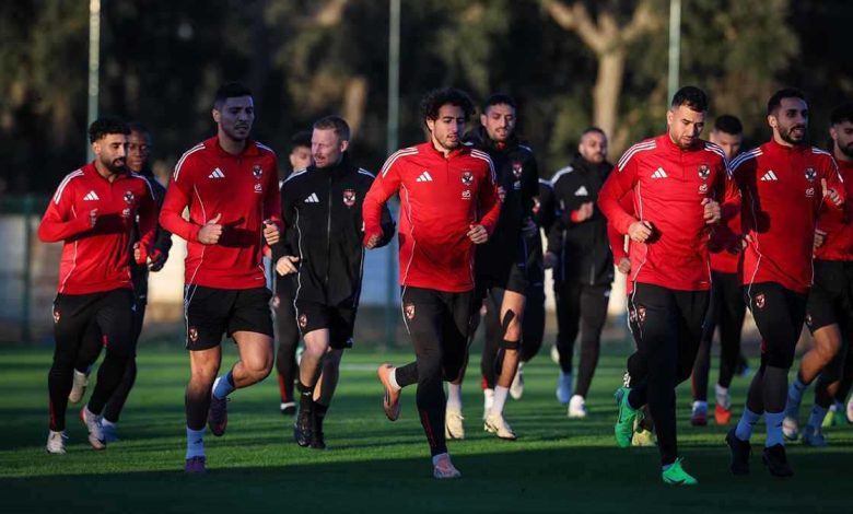 دوري أبطال أفريقيا وقمة كأس خادم الحرمين.. مواعيد مباريات اليوم والقنوات الناقلة