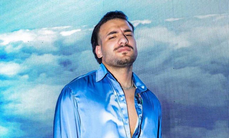 شجار زوجين يؤخر طائرة عن الإقلاع (صور)