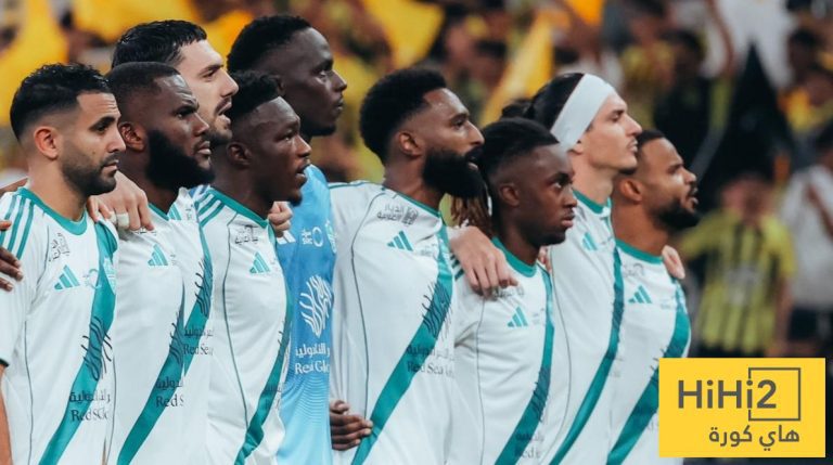 لاعب الأهلي يرفع جاهزيته بتدريب شخصي