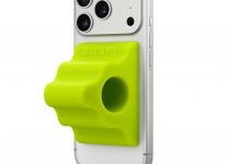 أبل تطلق إصدارًا محدودًا من MagSafe غريب خاص لمقبض آيفون مصمّم لدعم ذوي الاحتياجات الخاصة