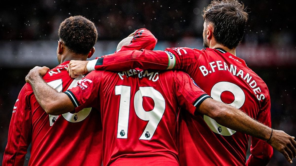 أموريم يعلن تشكيل مانشستر يونايتد أمام كريستال بالاس بالدوري الإنجليزي