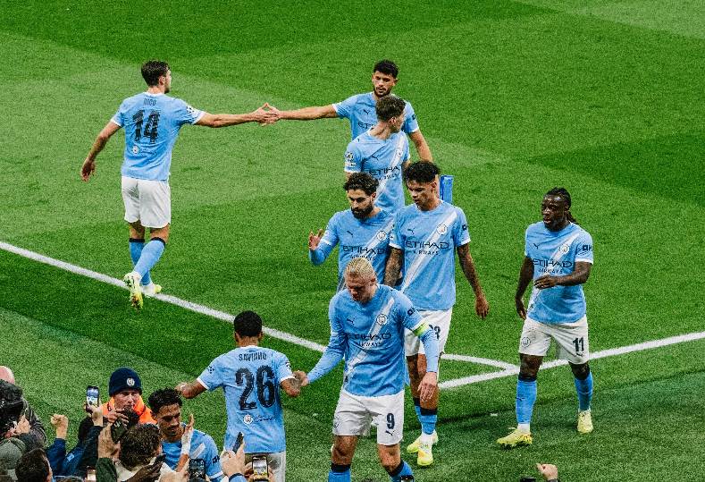 مانشستر سيتي أمام بوروسيا دورتموند