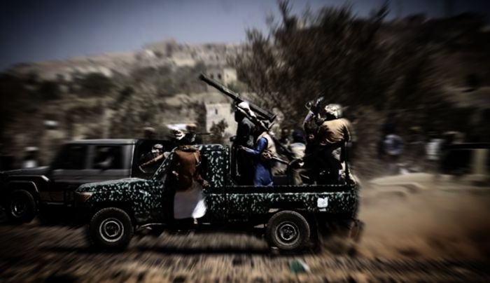 إب.. اشتباكات بين أبناء بني جماعة ومليشيا الحوثي بعد حملة اعتقالات للمشايخ