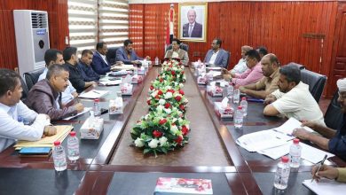 اجتماع في المهرة يناقش إجراءات إعداد الخطة والموازنة لعام 2026م