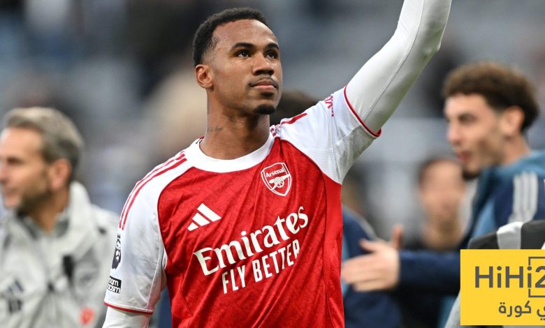 أفضل المدافعين في البريميرليغ هذا الموسم