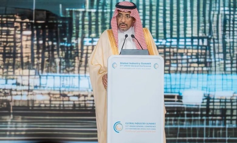 اعتماد يوم 21 أبريل "اليوم العالمي للمرأة في الصناعة" خلال مؤتمر اليونيدو بالرياض