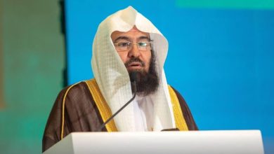 السديس: أمن الحرمين وسلامة قاصديهما "خط أحمر"