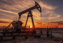 النفط يتجه لتسجيل ثاني خسارة أسبوعية