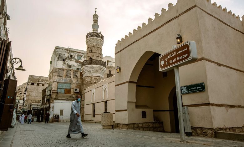 تدشين مركز الجمعية التعاونية للمرشدين السياحيين بجدة التاريخية