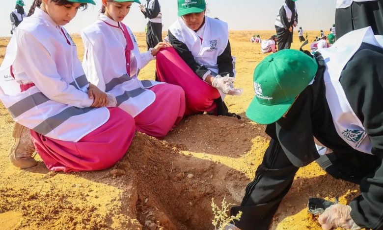 محمية الملك سلمان تزرع 2000 شتلة في مبادرة "يد تغرس وأرض تزدهر"