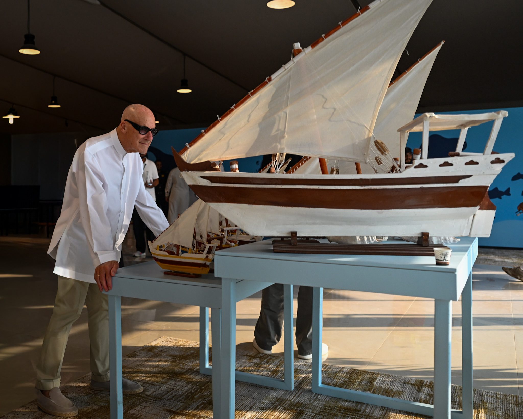 نورمان فوستر في جزيرة شورى.. المعماري الذي وصفه ولي العهد بـ “العظيم”