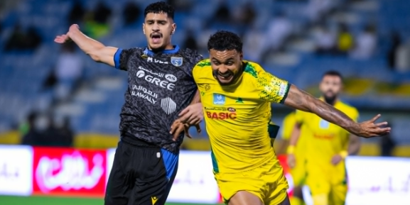 أرقام متواضعه للخليج قبل مواجهة النصر في دوري روشن