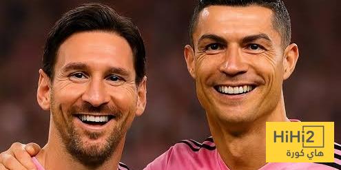 ميسي بجانب رونالدو .. تشكيلة الأحلام لدانيلو بيريرا