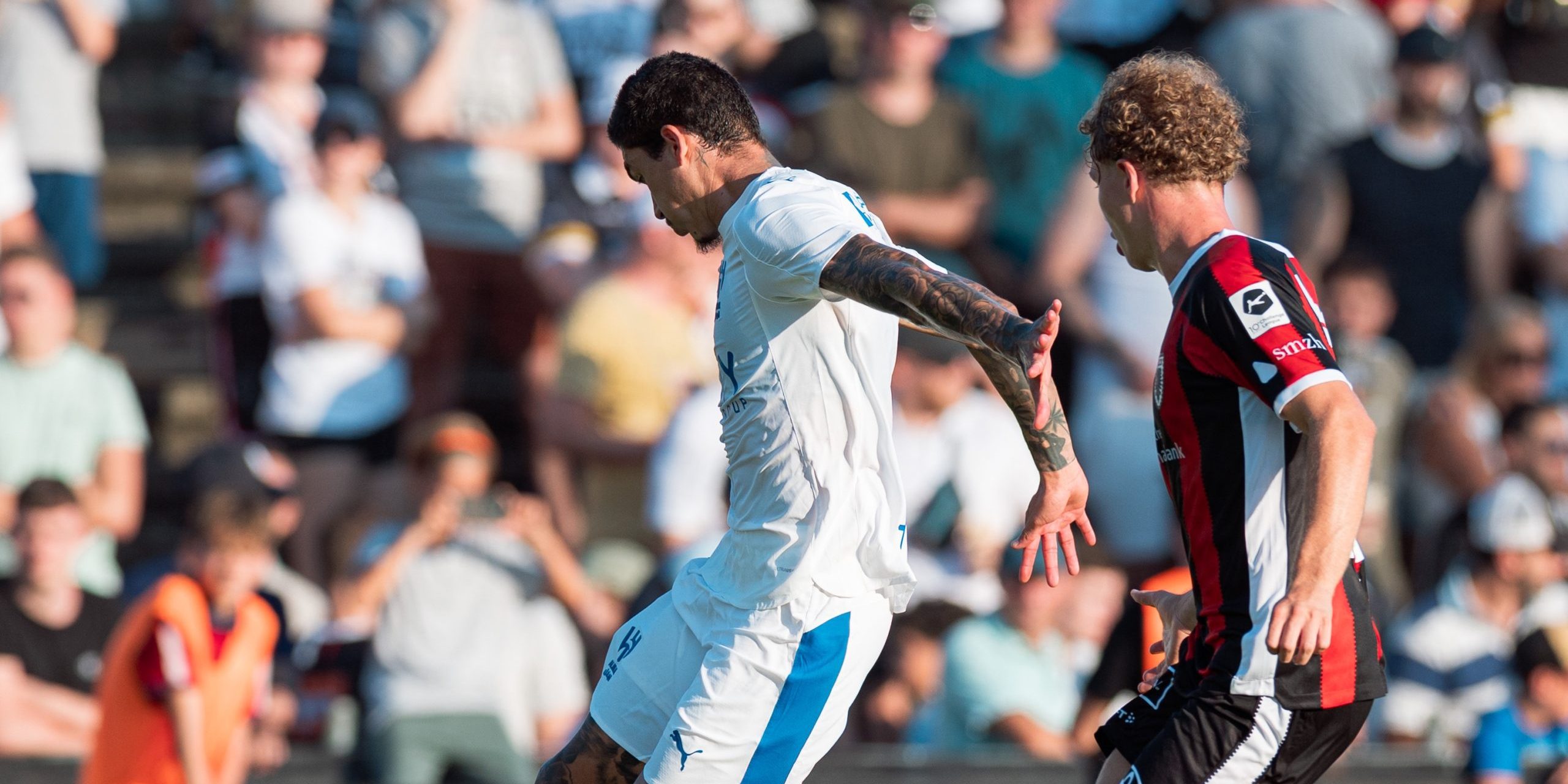 الهلال يقسو على النجمة برباعية