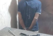 أمن لودر يضبط لص الأسلاك متلبسًا داخل محطة الكهرباء!