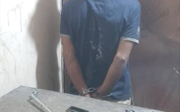 أمن لودر يضبط لص الأسلاك متلبسًا داخل محطة الكهرباء!