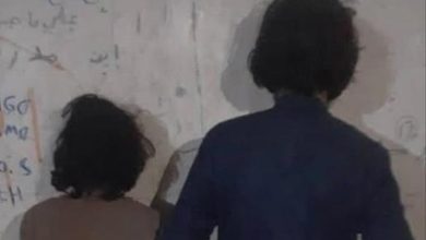 أمن لودر يقبض على شخصين قاما بتفجير قنبلة في المدينة