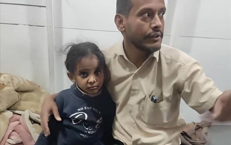 إنقاذ طفلة بعد سقوطها في بئر مكشوفة بمنطقة عمدات في يافع رصد بجهود الأهالي وقيادة نائب مدير الأمن