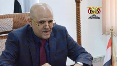 اجتماع أمني طارئ برئاسة المحافظ شمسان بعد إحباط مؤامرة إرهابية في التربة بتعز