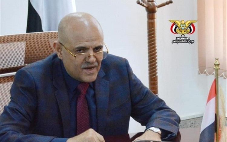 اجتماع أمني طارئ برئاسة المحافظ شمسان بعد إحباط مؤامرة إرهابية في التربة بتعز