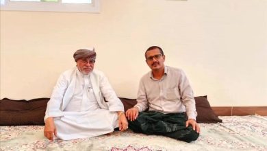 الشيخ محمد الدوعني باعشر يزور مستشار وزير الإعلام والثقافة والسياحة