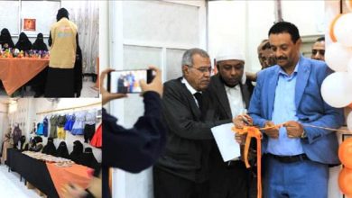 تدشين البازار الأول لمنتجات المستفيدات ضمن حملة 16 يوم بمديرية القاهرة بـ«تعز»