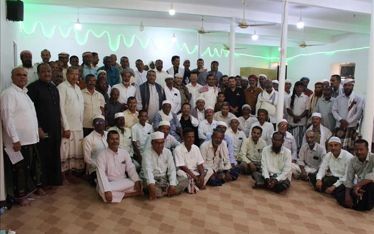 ذكريات الثانوية العامة بسيئون: زملاء الدفعة للعام 1993/92 يلتقون بمنطقة الغرفة