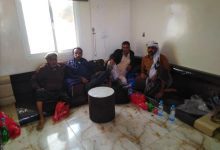 رئيس الدائرة السياسية للمقاومة الجنوبية بميفعة شبوة يلتقي قيادات اللواء الخامس مشاة بمعسكر الخرمة بالمديرية