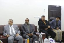 رئيس جامعة المهرة يستقبل فريق التوجيه والرقابة الرئاسي بالمجلس الانتقالي الجنوبي