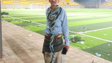 رئيس ملتقى شباب أبين يزور ملعب نادي عرفان