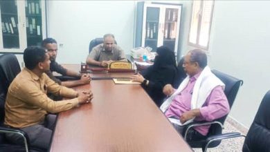 رئيس هيئة مستشفى الرازي أبين يلتقي مديرة عام الخدمة المدنية بالمحافظة