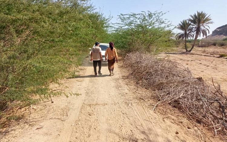 فريق هندسي يقوم بزيارة بروم ميفع لتعرف على الاحتياج المطلوب لتحسين القطاع الزراعي